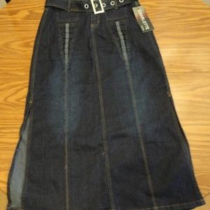 NWT Charlotte long dark belted Denim Skirt w/Bling